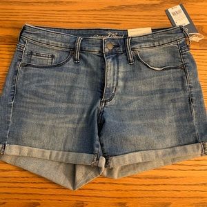 Universal Threads Jean Shorts